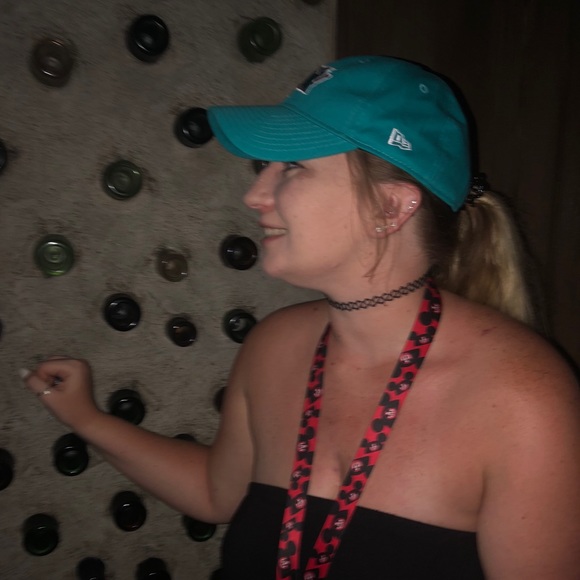 Meet your Posher, Megan - Picture 1 of 1